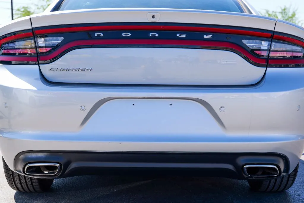 Dodge Charger photo 14