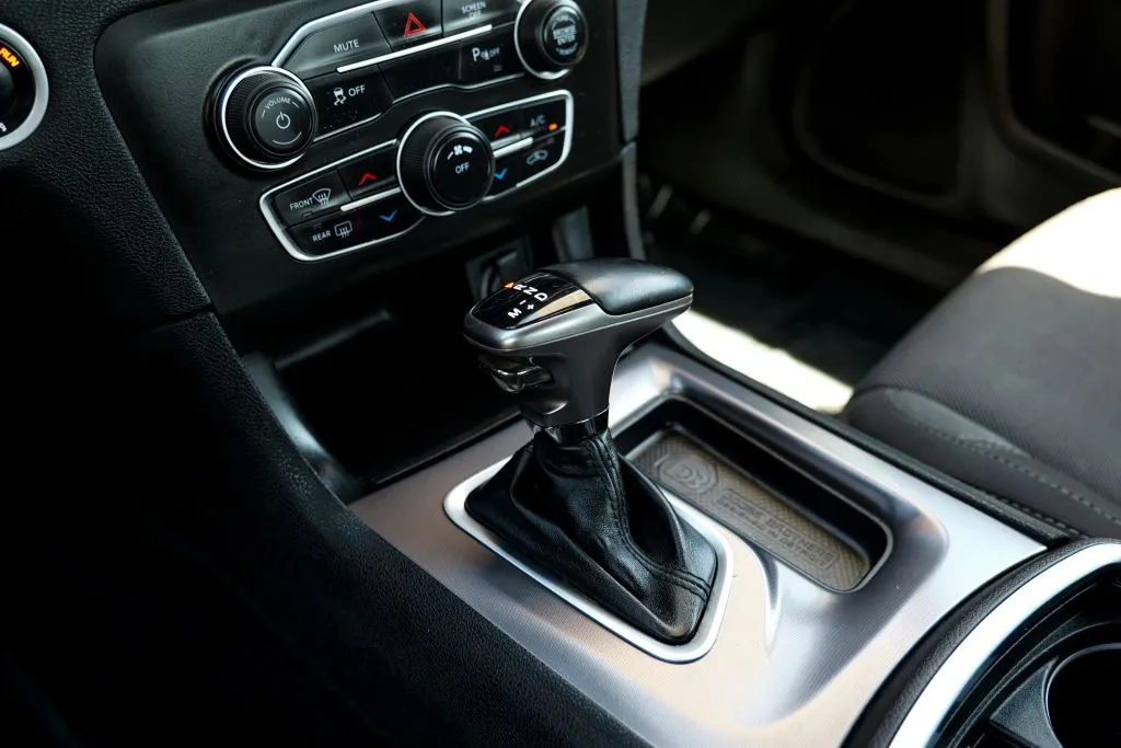 Dodge Charger photo 8