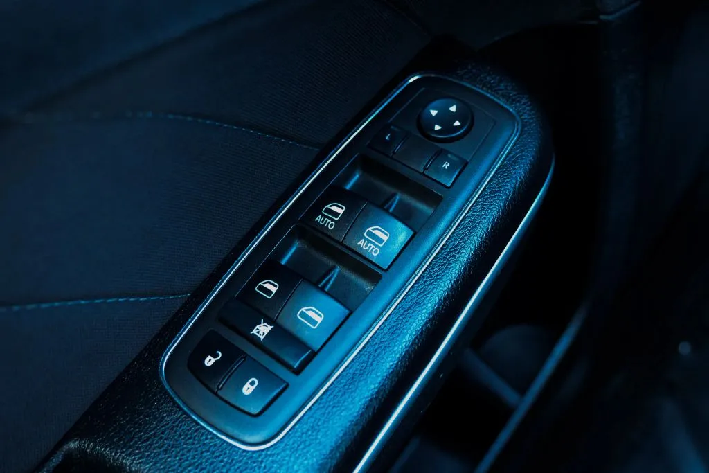 Dodge Charger photo 7