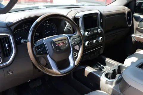 More photos of 2020 GMC Sierra 1500 Crew Cab SLT Pickup 4D 5 3/4 ft at Torresdey Motors Alameda, TX