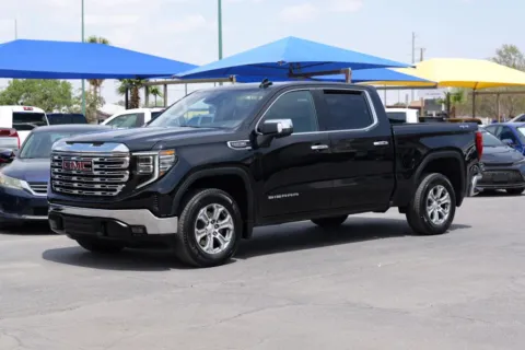 Black 2025 GMC Sierra 1500 Crew Cab SLT Pickup 4D 5 3/4 ft for sale in El Paso, TX