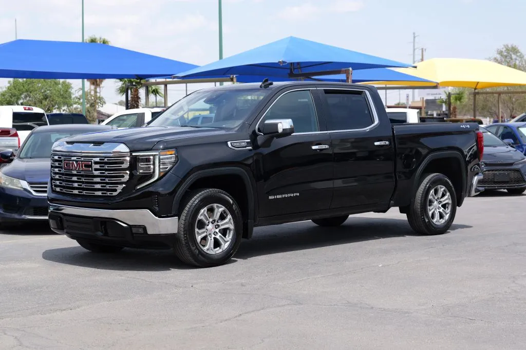 Black 2025 GMC Sierra 1500 Crew Cab SLT Pickup 4D 5 3/4 ft for sale in El Paso, TX