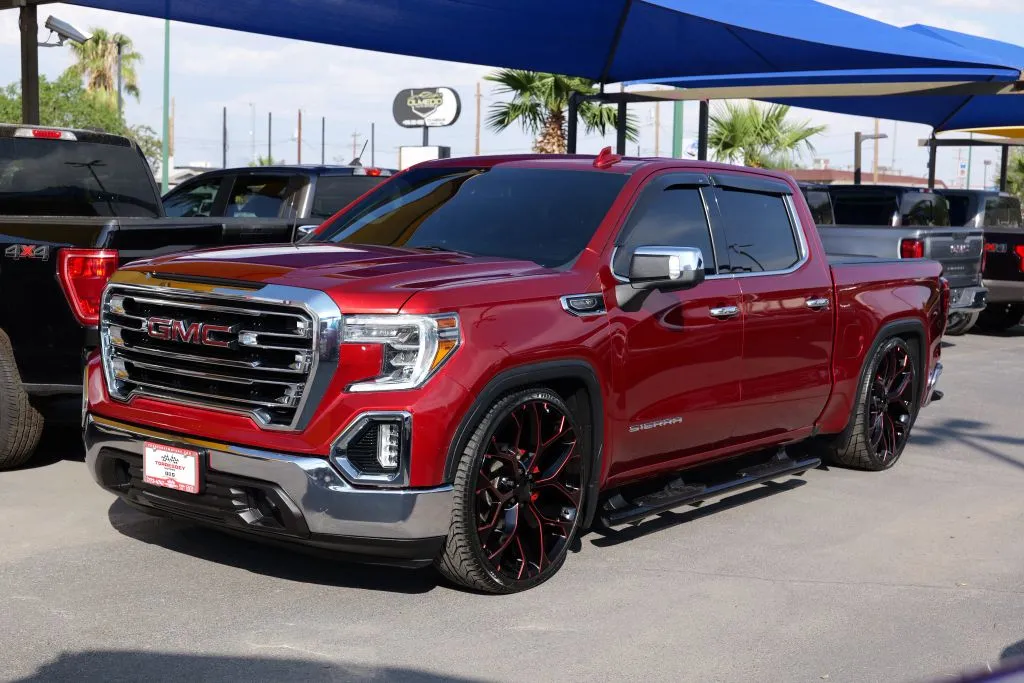 Red 2021 GMC Sierra 1500 Crew Cab SLT Pickup 4D 5 3/4 ft for sale in El Paso, TX