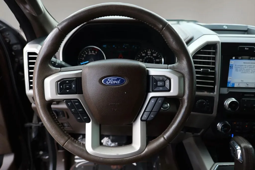 Ford F-150 photo 5