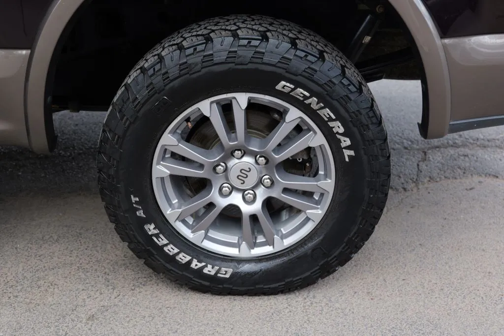 Ford F-150 photo 13