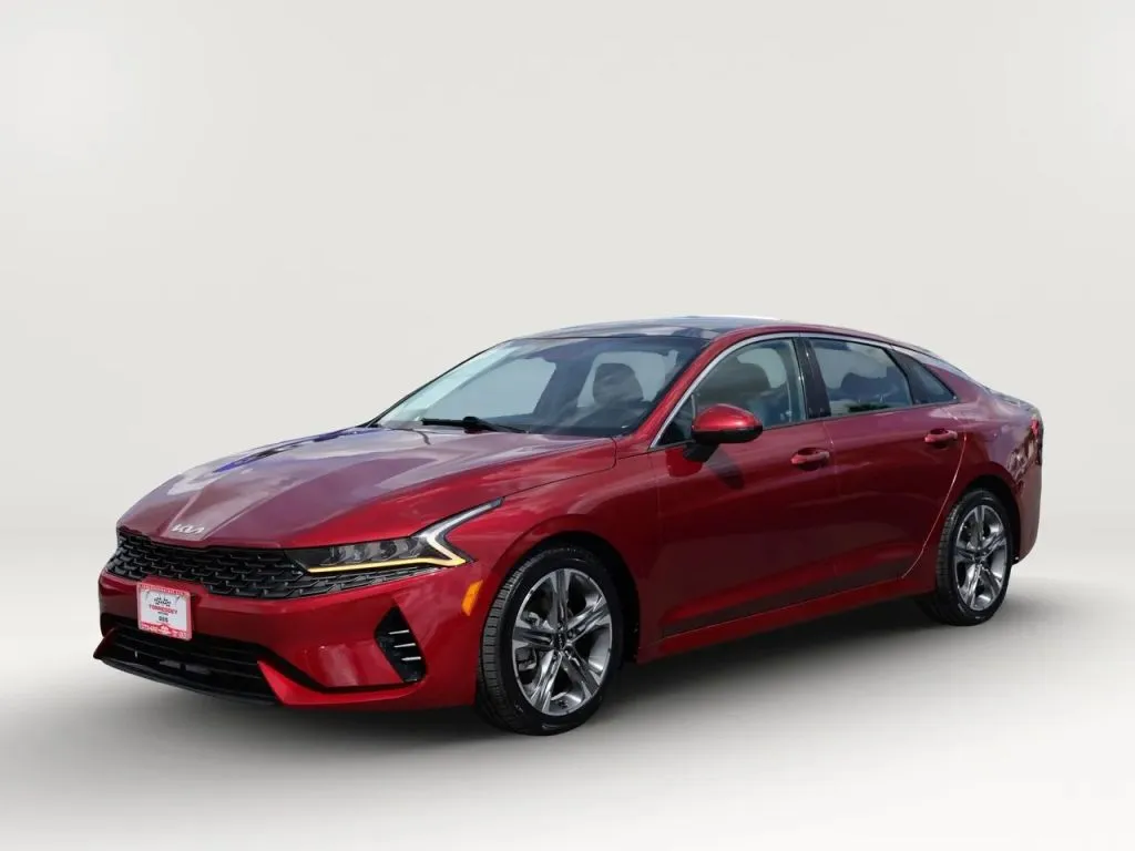 Red 2023 Kia K5 EX Sedan 4D for sale in El Paso, TX