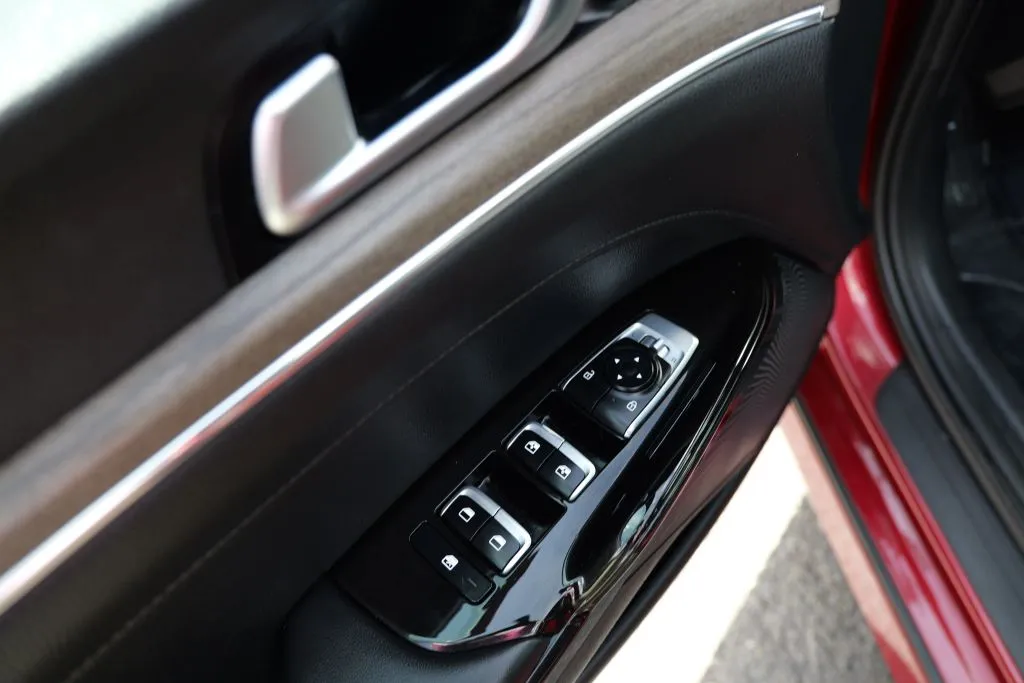 Kia K5 photo 7