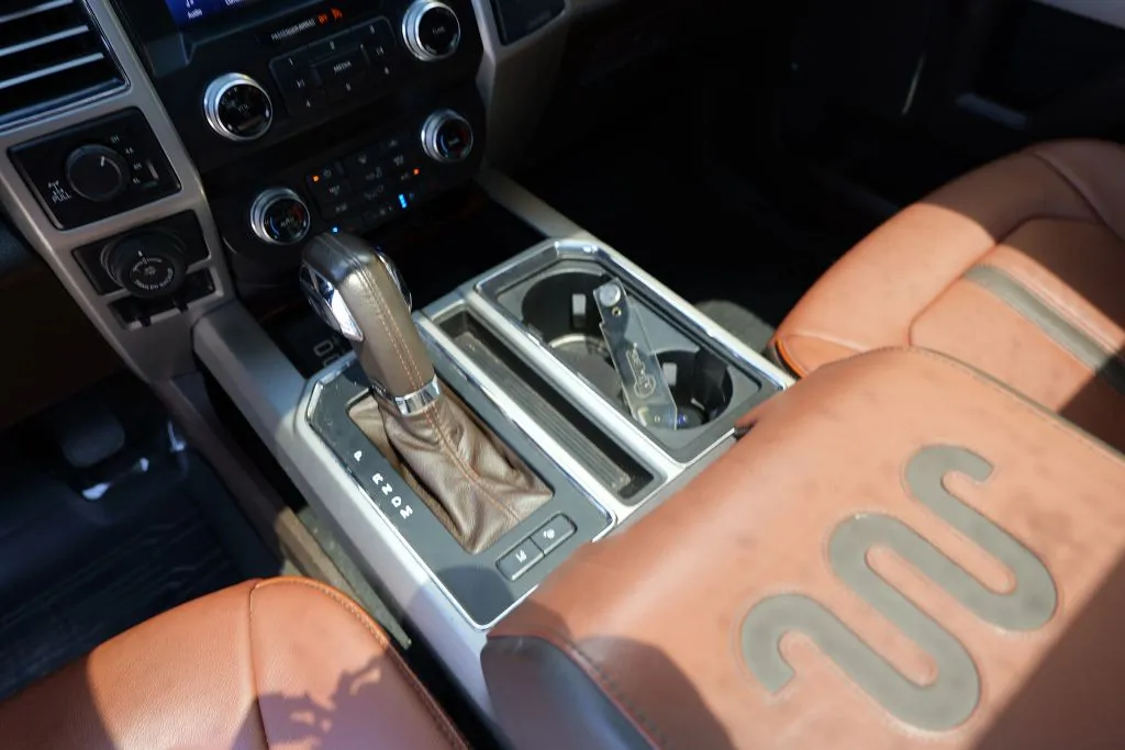 Ford F-150 photo 11