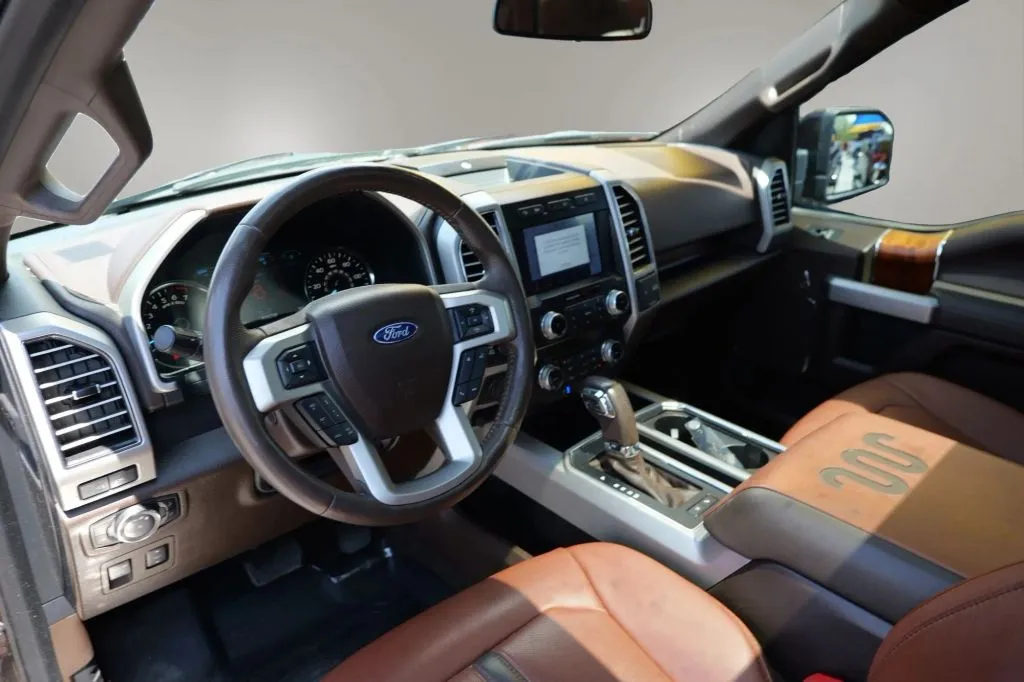 Ford F-150 photo 4