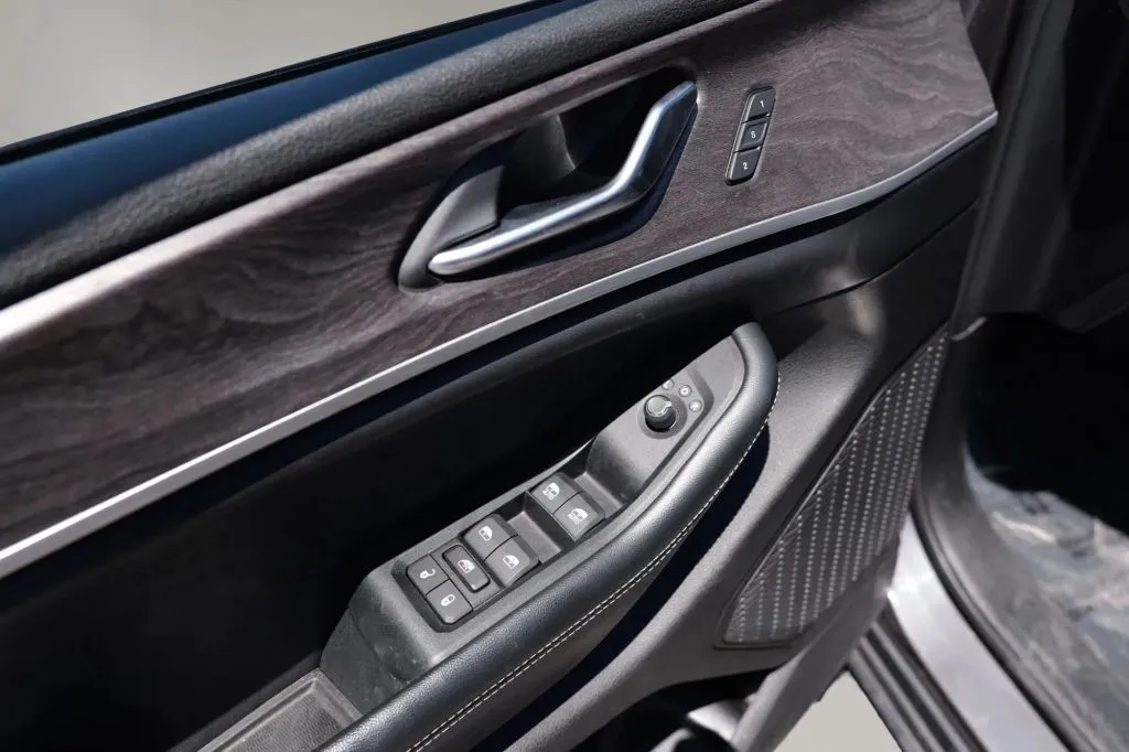 Jeep Grand Cherokee L photo 13
