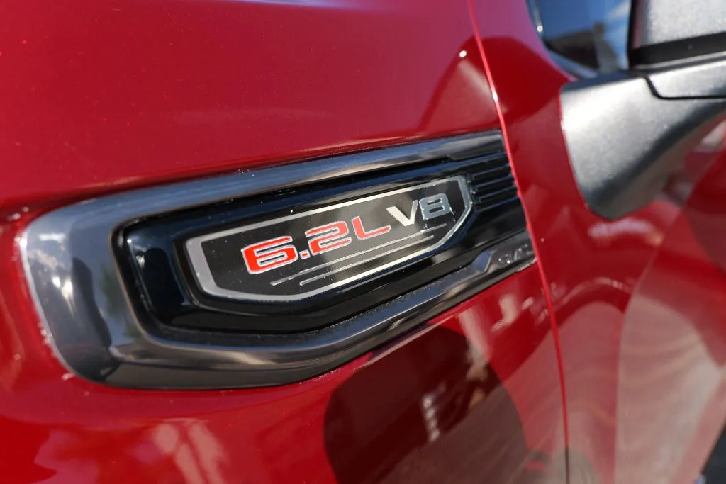 GMC Sierra photo 18
