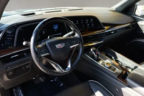 More photos of 2022 Cadillac Escalade ESV Premium Luxury Sport Utility 4D at Torresdey Motors Alameda, TX