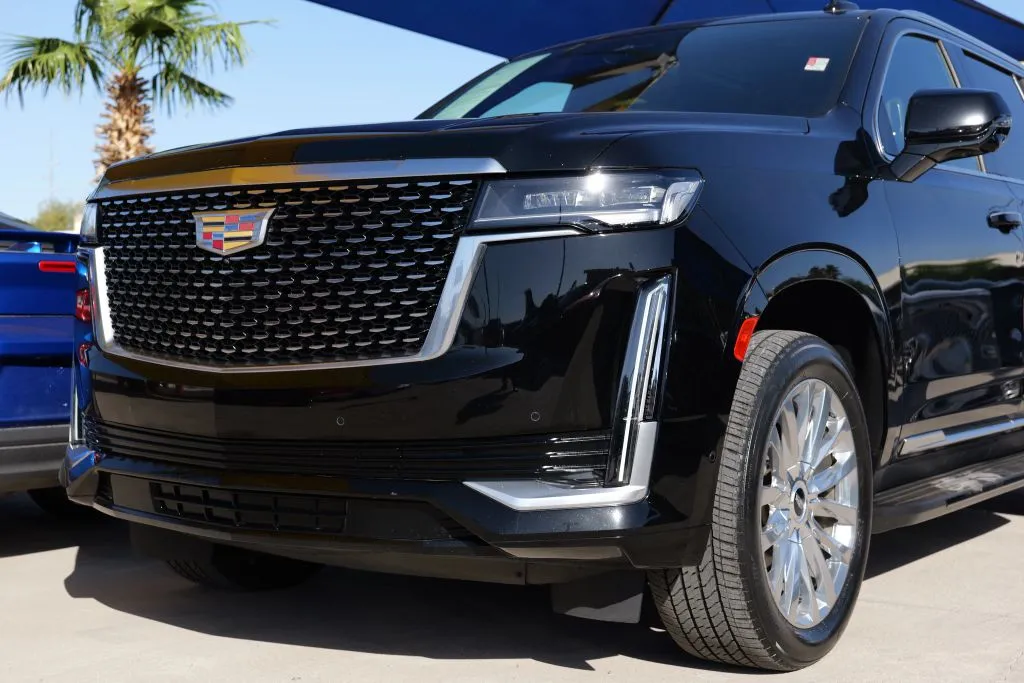 Cadillac Escalade ESV photo 21