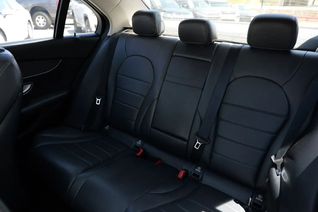 Mercedes-Benz C-Class photo 8