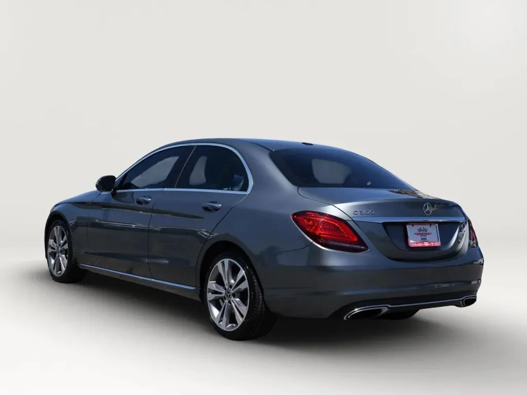 Mercedes-Benz C-Class photo 3