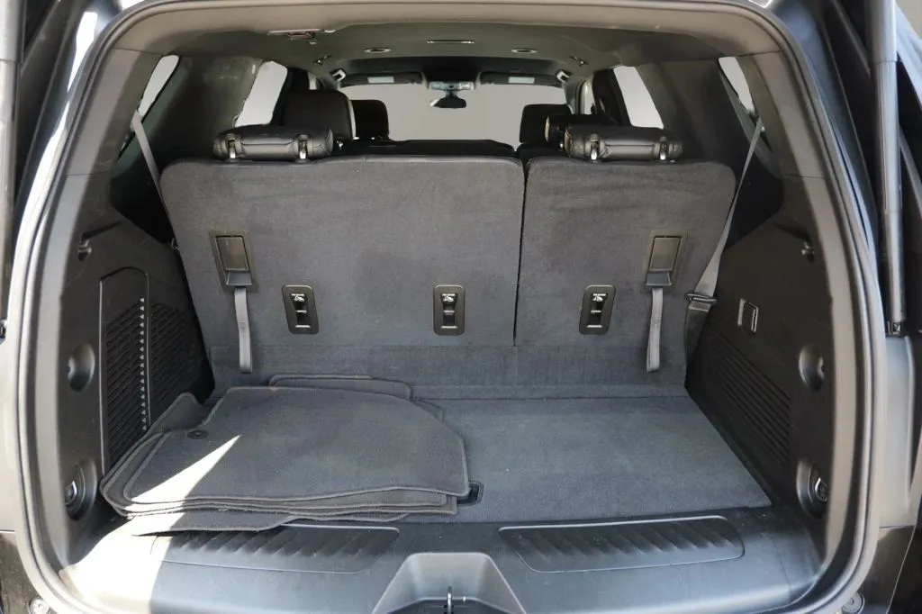 Chevrolet Tahoe photo 15