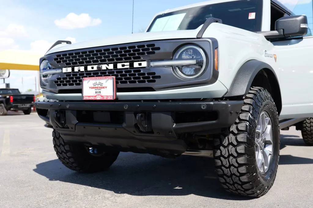 Ford Bronco photo 19
