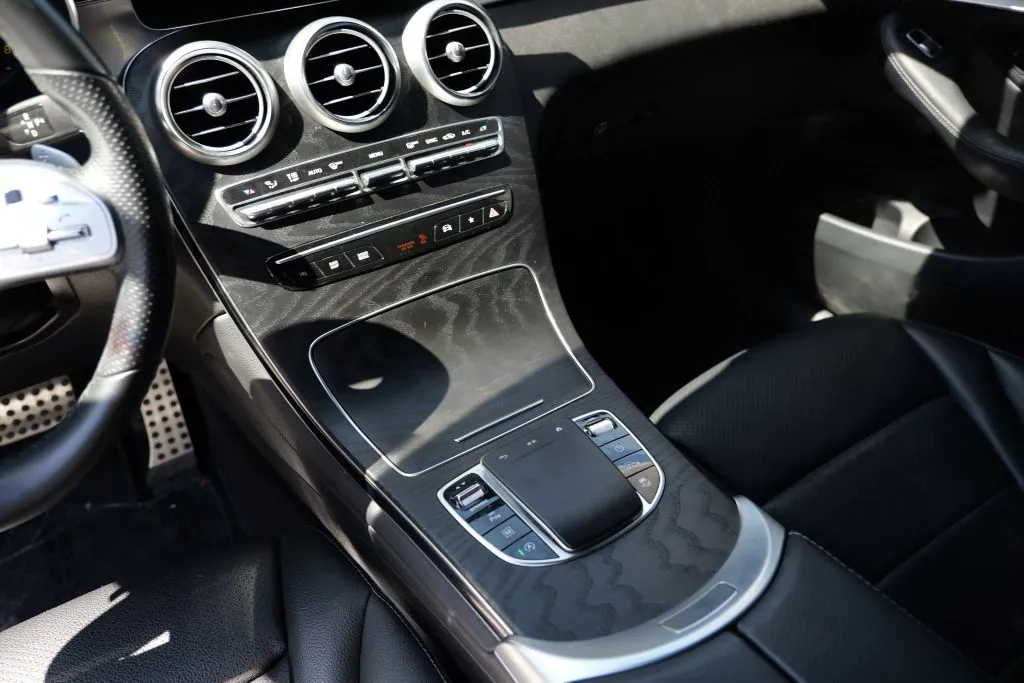Mercedes-Benz GLC photo 11
