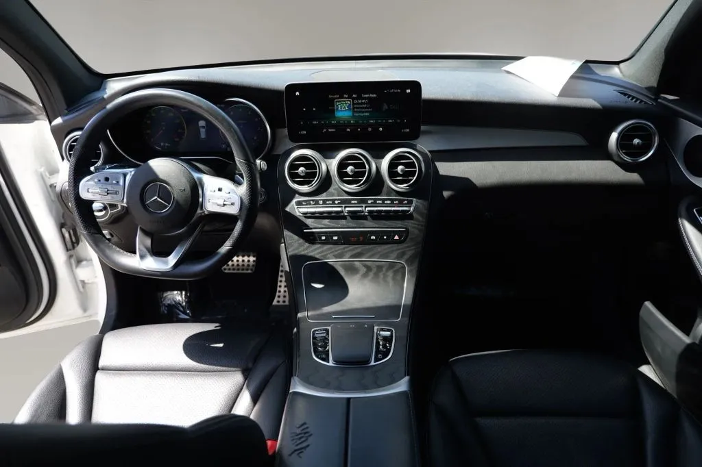 Mercedes-Benz GLC photo 10
