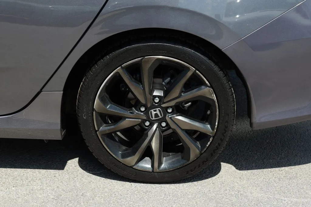 Honda Civic photo 12