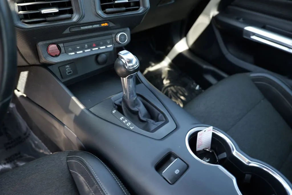 Ford Mustang photo 10