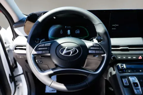 More photos of 2025 Hyundai Palisade SEL Sport Utility 4D at Torresdey Motors Alameda, TX