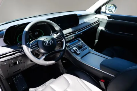More photos of 2025 Hyundai Palisade SEL Sport Utility 4D at Torresdey Motors Alameda, TX