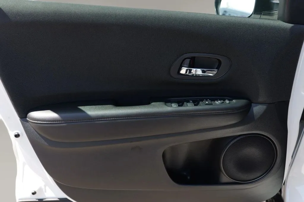 Honda HR-V photo 10