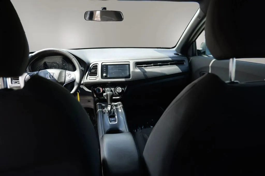 Honda HR-V photo 9