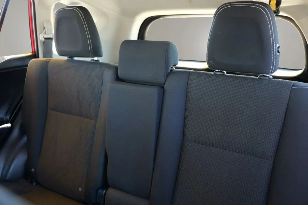 Toyota RAV4 photo 9