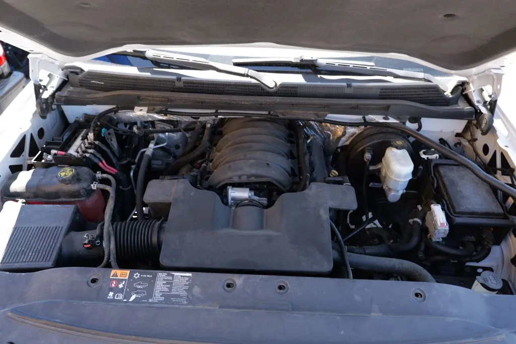 GMC Sierra photo 14
