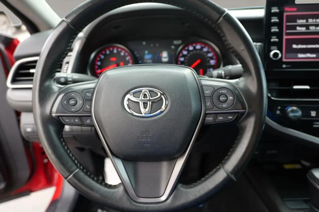 Toyota Camry photo 5