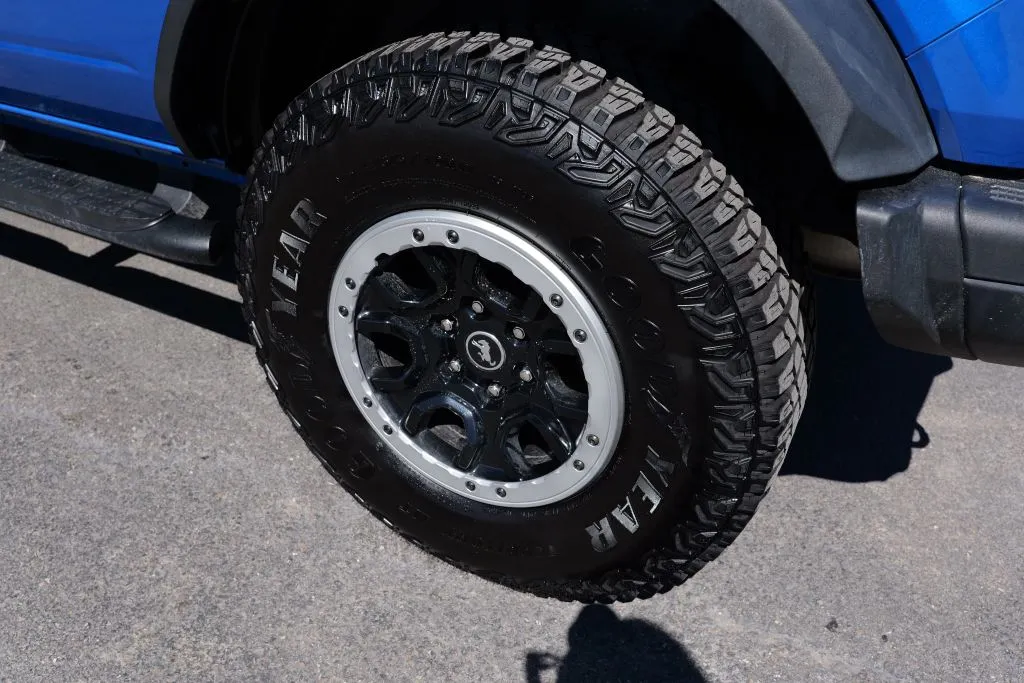 Ford Bronco photo 13