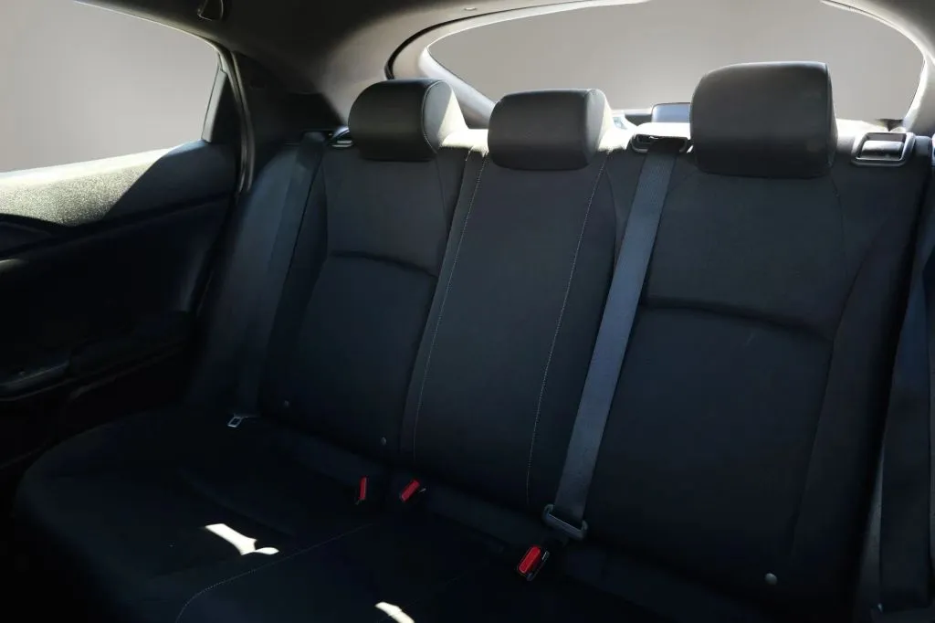 Honda Civic photo 9