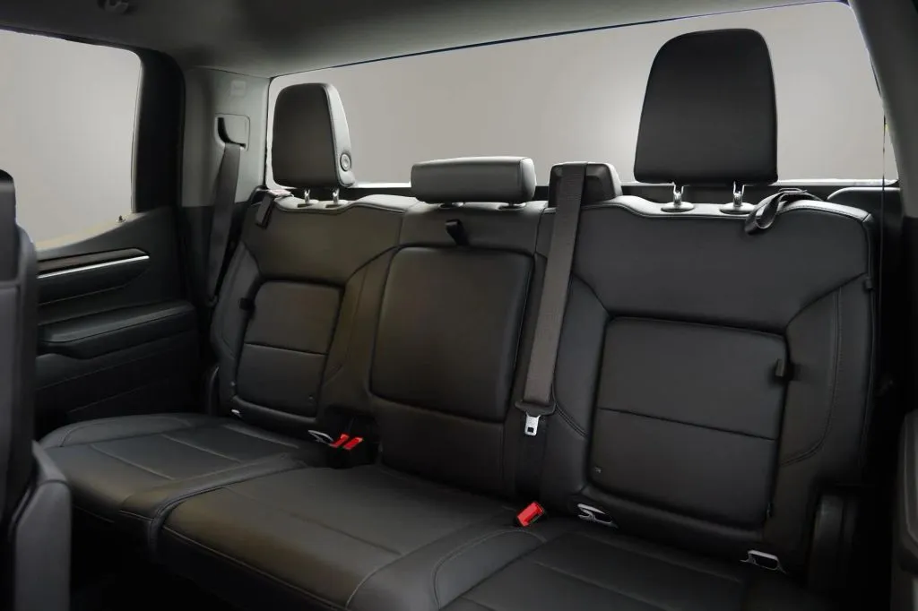 GMC Sierra photo 10