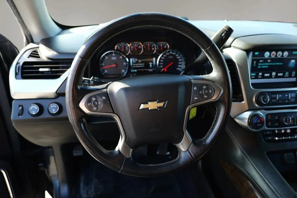 Chevrolet Tahoe photo 5