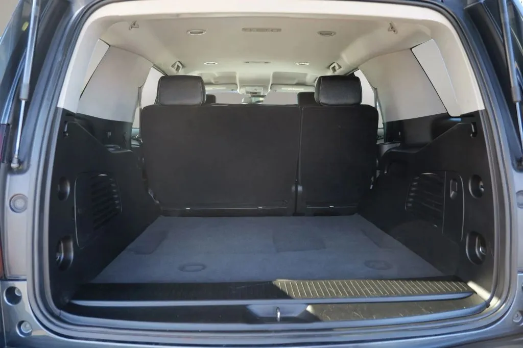Chevrolet Tahoe photo 14