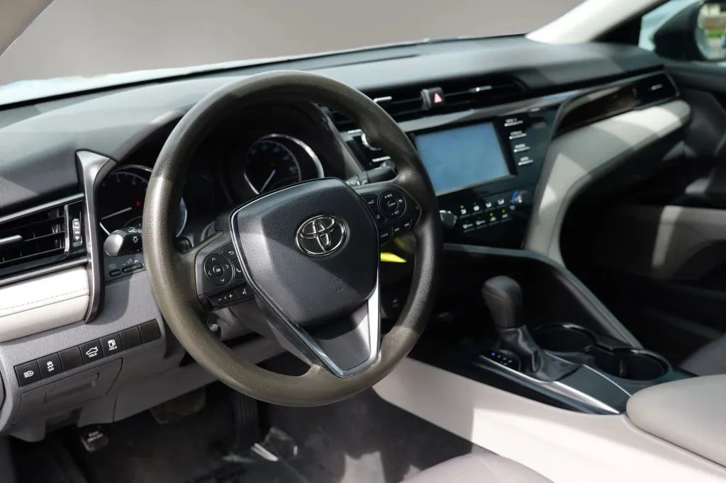 Toyota Camry photo 4