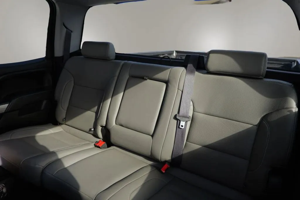 Chevrolet Silverado photo 9