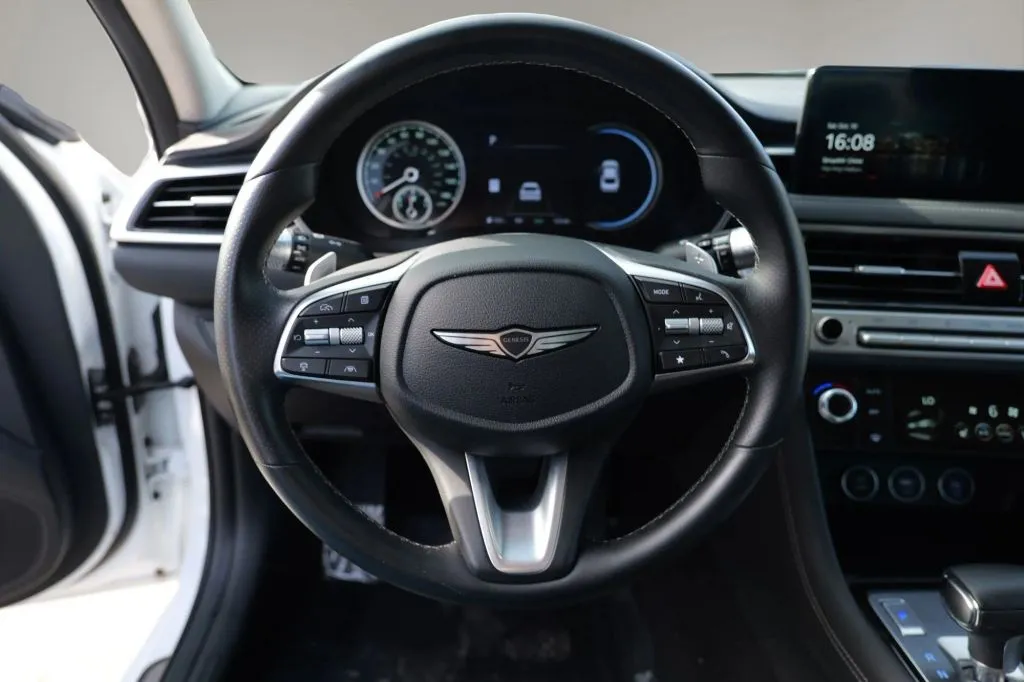 Genesis G70 photo 5