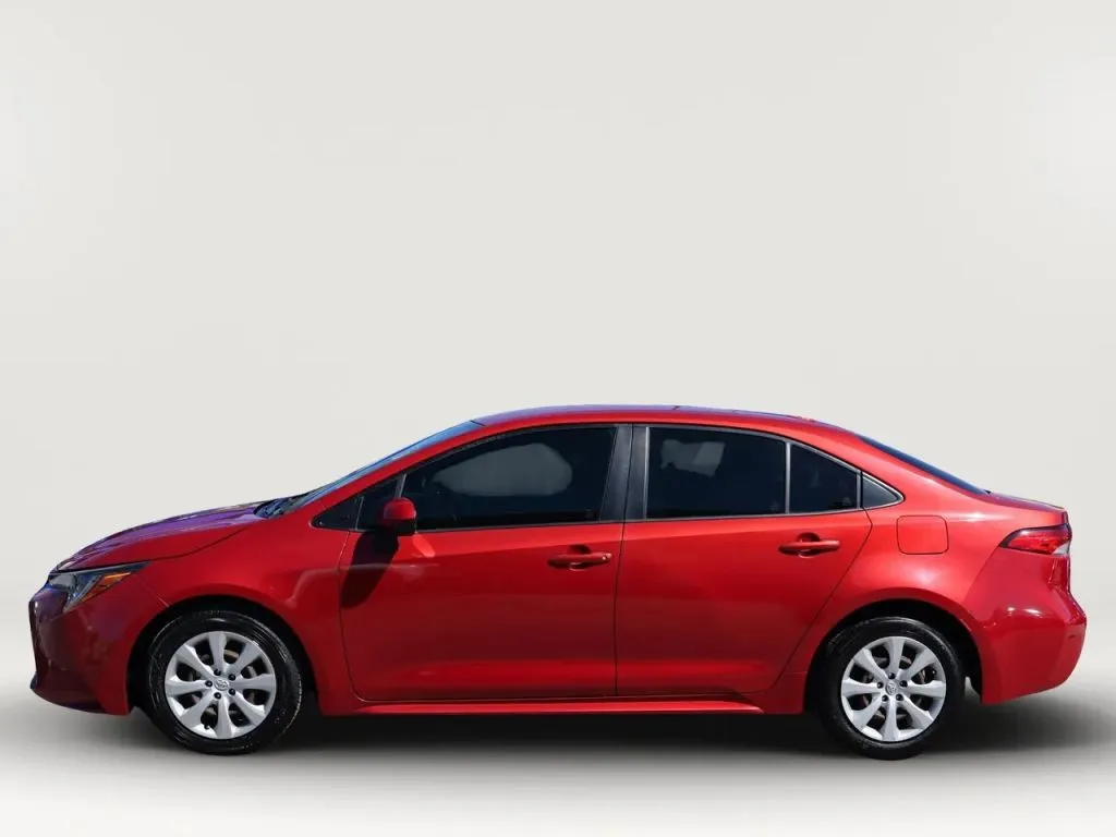 Toyota Corolla photo 2