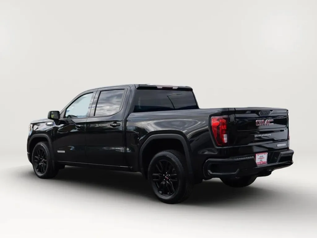 GMC Sierra photo 3