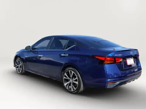 Another view of 2022 Nissan Altima 2.5 S Sedan 4D for sale in El Paso, TX at Torresdey Motors Alameda