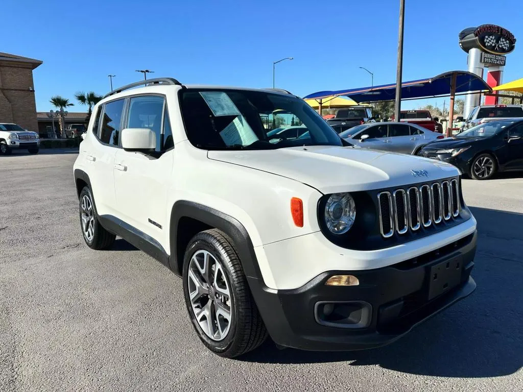 Used 2018 Jeep Renegade Latitude Sport Utility 4D for sale in El Paso, TX  at Torresdey Motors | VIN: ZACCJABBXJPG90639, image size:1024x768