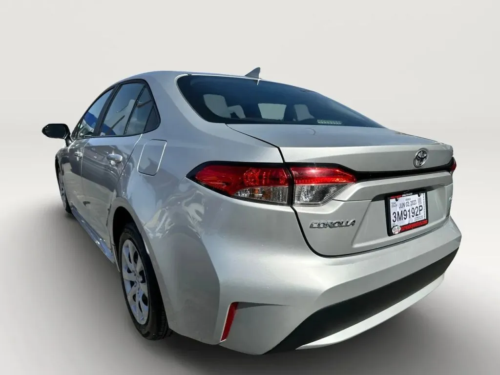 Toyota Corolla photo 7