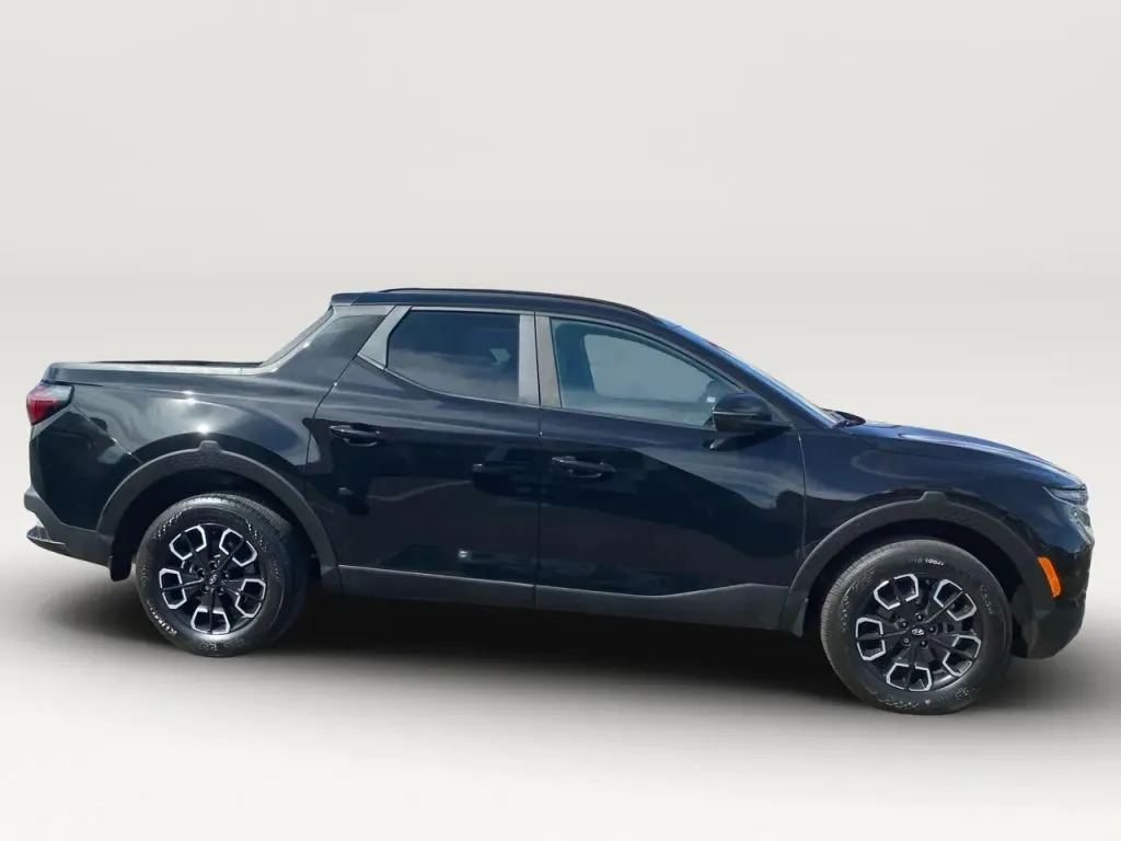 Hyundai Santa Cruz photo 2