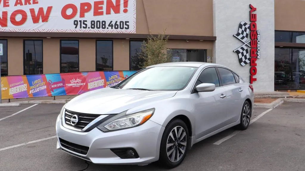 2017 Nissan Altima 2.5 SV Sedan 4D for sale in El Paso, TX