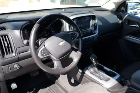 More photos of 2022 Chevrolet Colorado Extended Cab LT Pickup 4D 6 ft at Torresdey Motors Alameda, TX