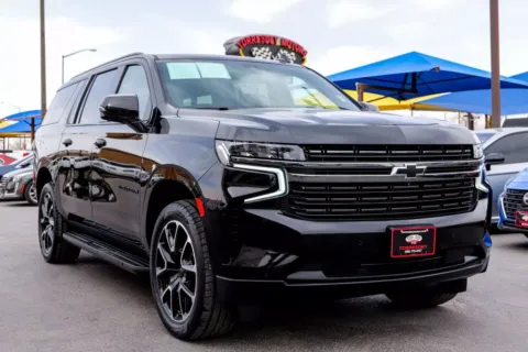 Black 2022 Chevrolet Suburban RST Sport Utility 4D for sale in El Paso, TX