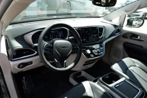 More photos of 2023 Chrysler Pacifica Touring L Van 4D at Torresdey Motors Alameda, TX